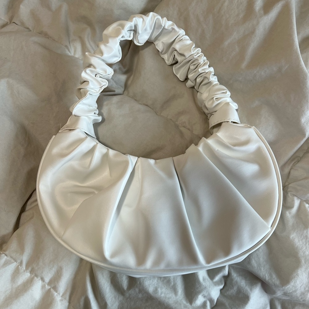 White Ruched Handbag - Picture 2 of 3